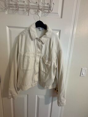 Old Navy Off-White Button-Front Jean Jacket. XL Tall